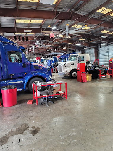 The Peterbilt Store Fort Lauderdale Semi Truck Repair and Maintenance