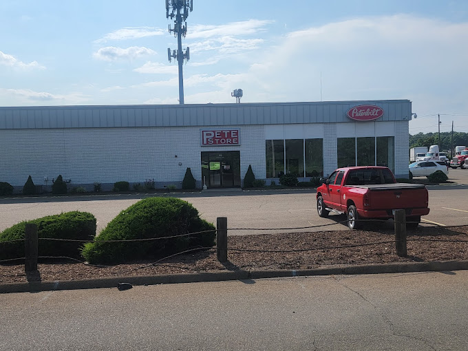 The Peterbilt Store in North Haven Connecticut Semi Truck Dealership