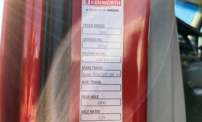2016 Kenworth T 880