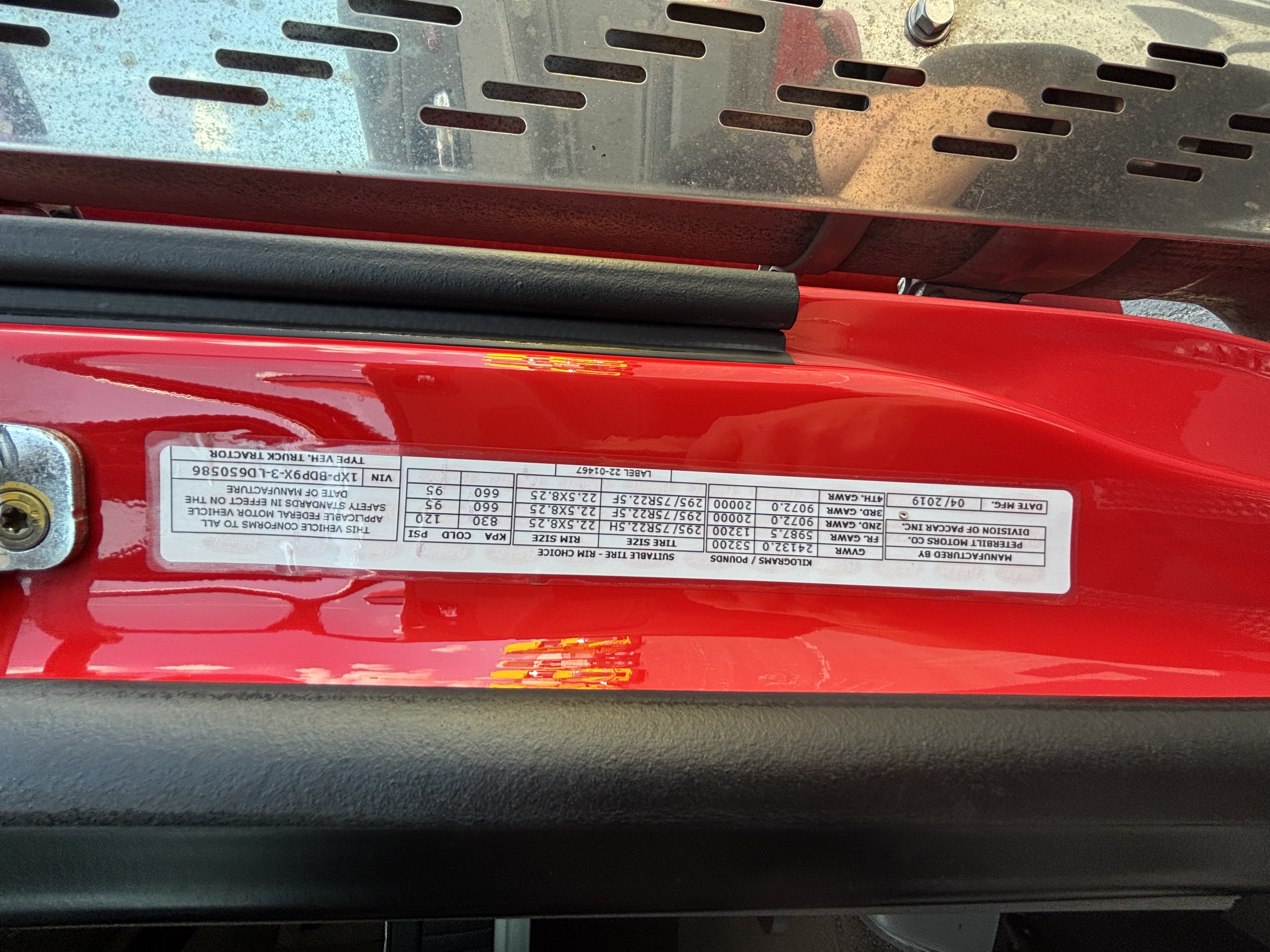 2020 Peterbilt 579 in Richmond, VA — photo 5