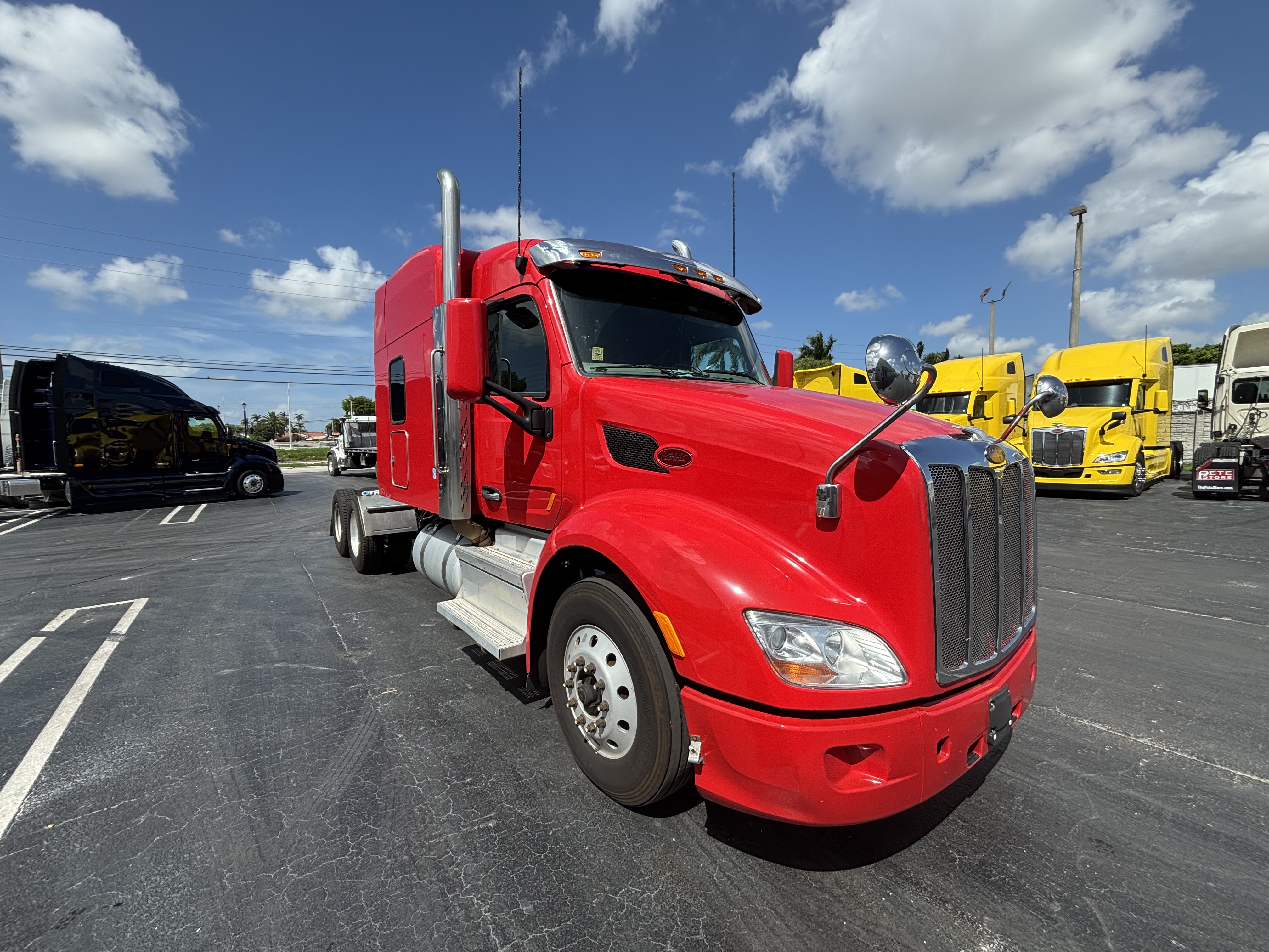 2020 Peterbilt 579 in Richmond, VA — photo 7