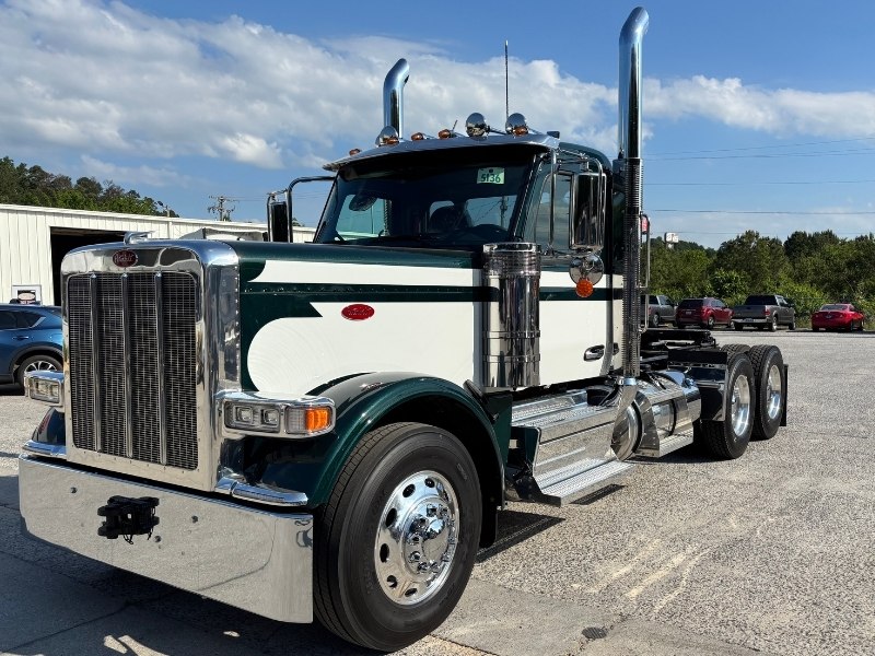 2027 Peterbilt 589