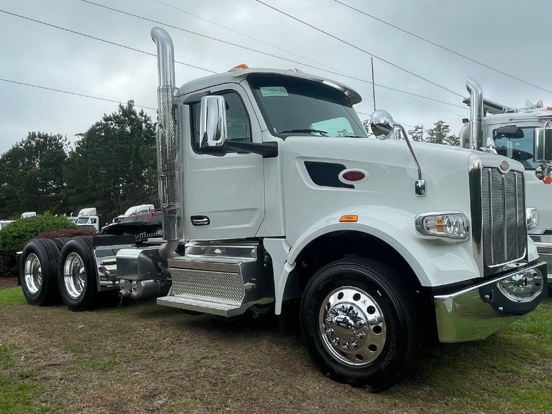 2027 Peterbilt 567