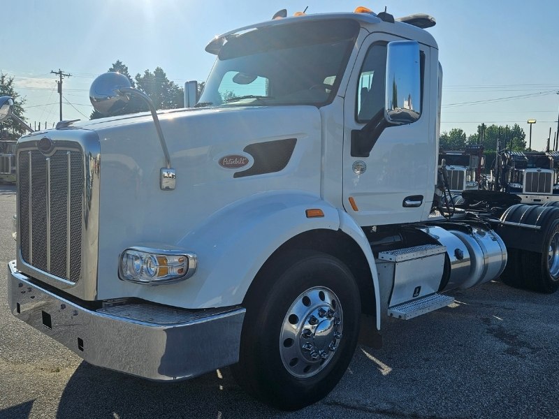2020 Peterbilt 567