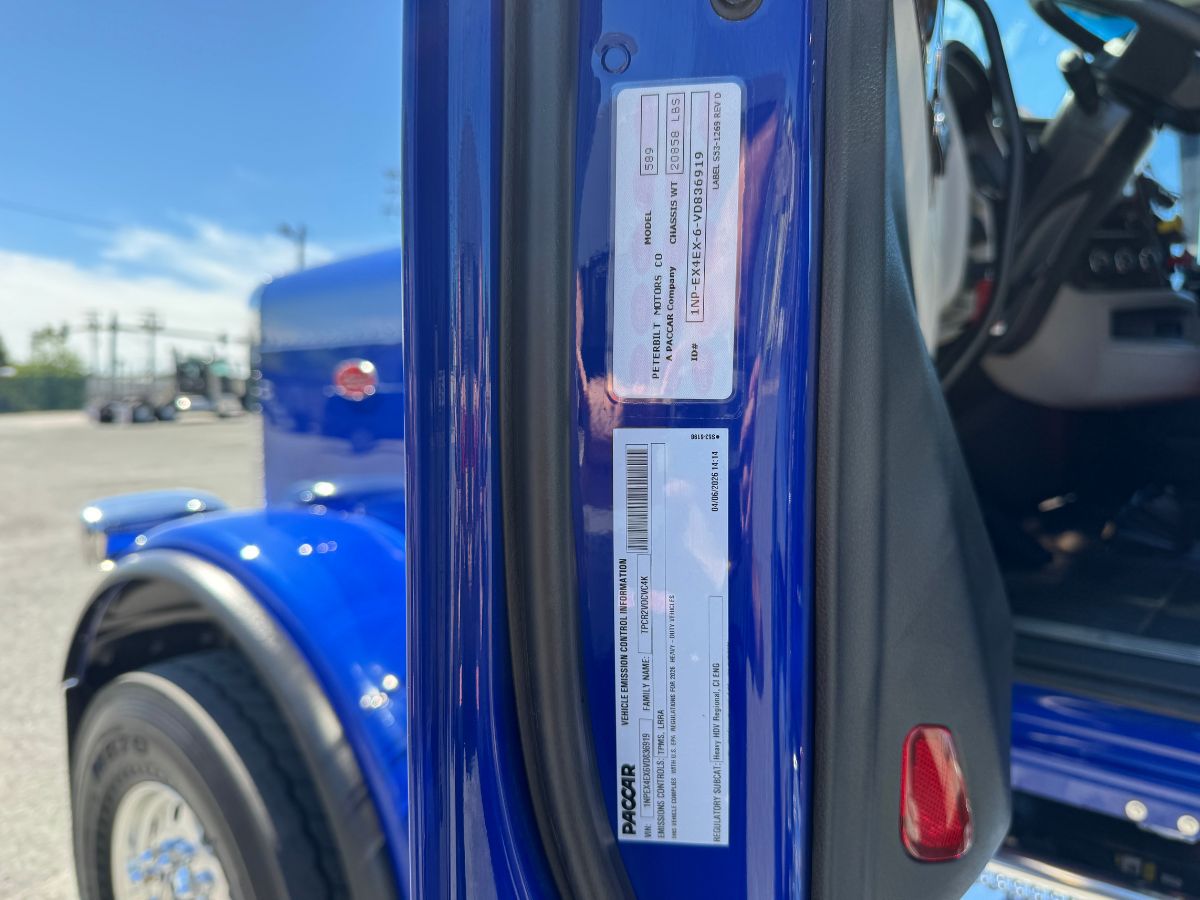 2027 Peterbilt 589