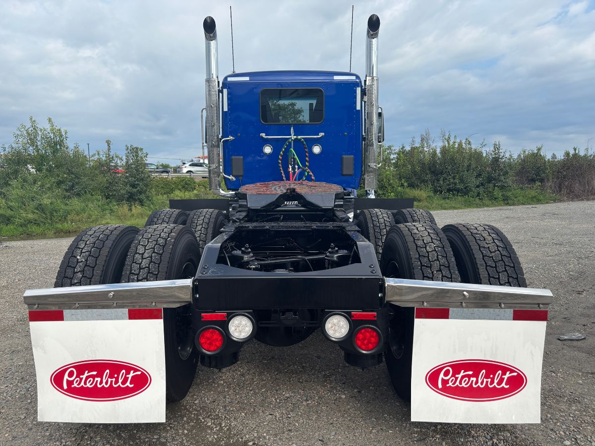 2027 Peterbilt 567