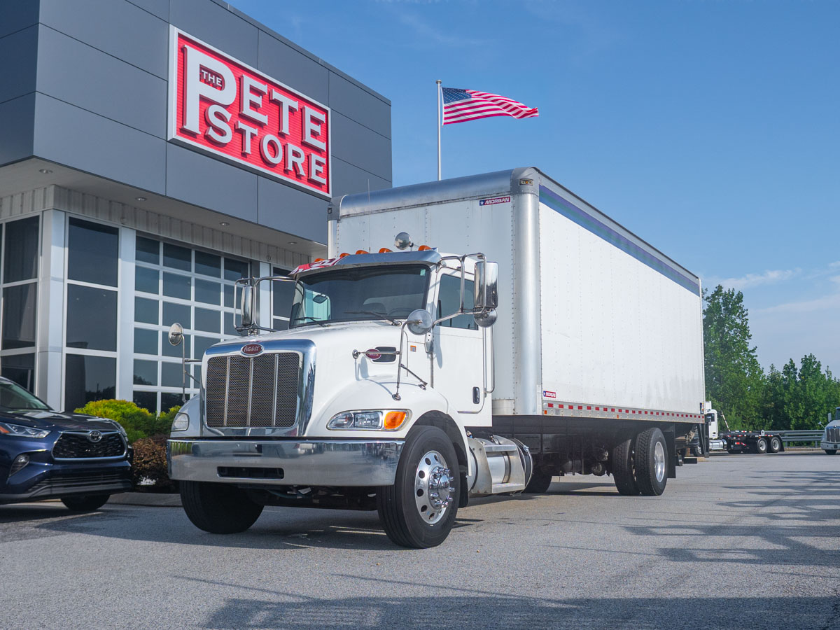 2020 Peterbilt 337