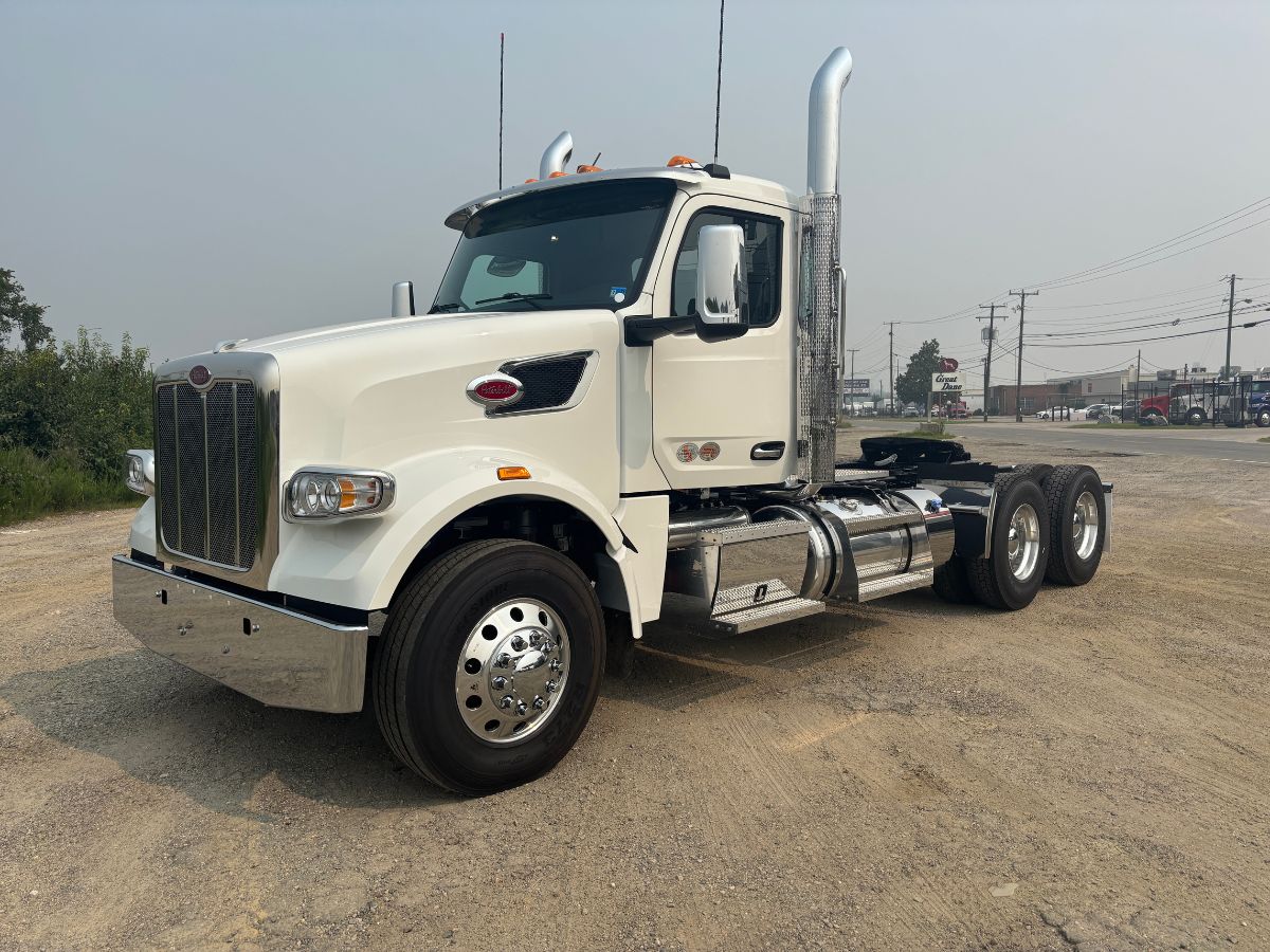 2027 Peterbilt 567