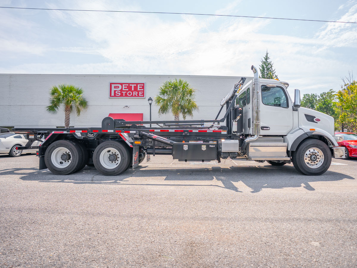 2025 Peterbilt 567 in Pooler, GA — photo 7