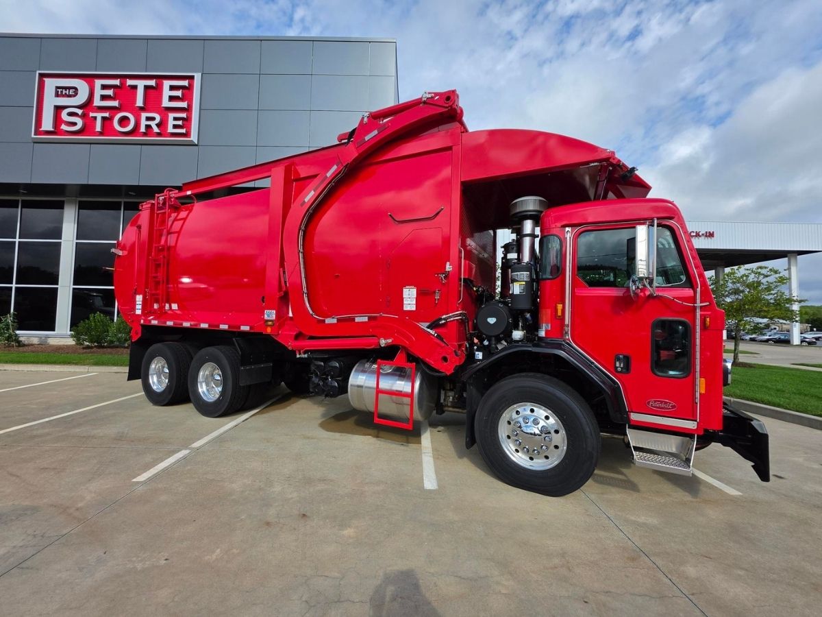 2026 Peterbilt 520 in Plainville, MA — photo 8