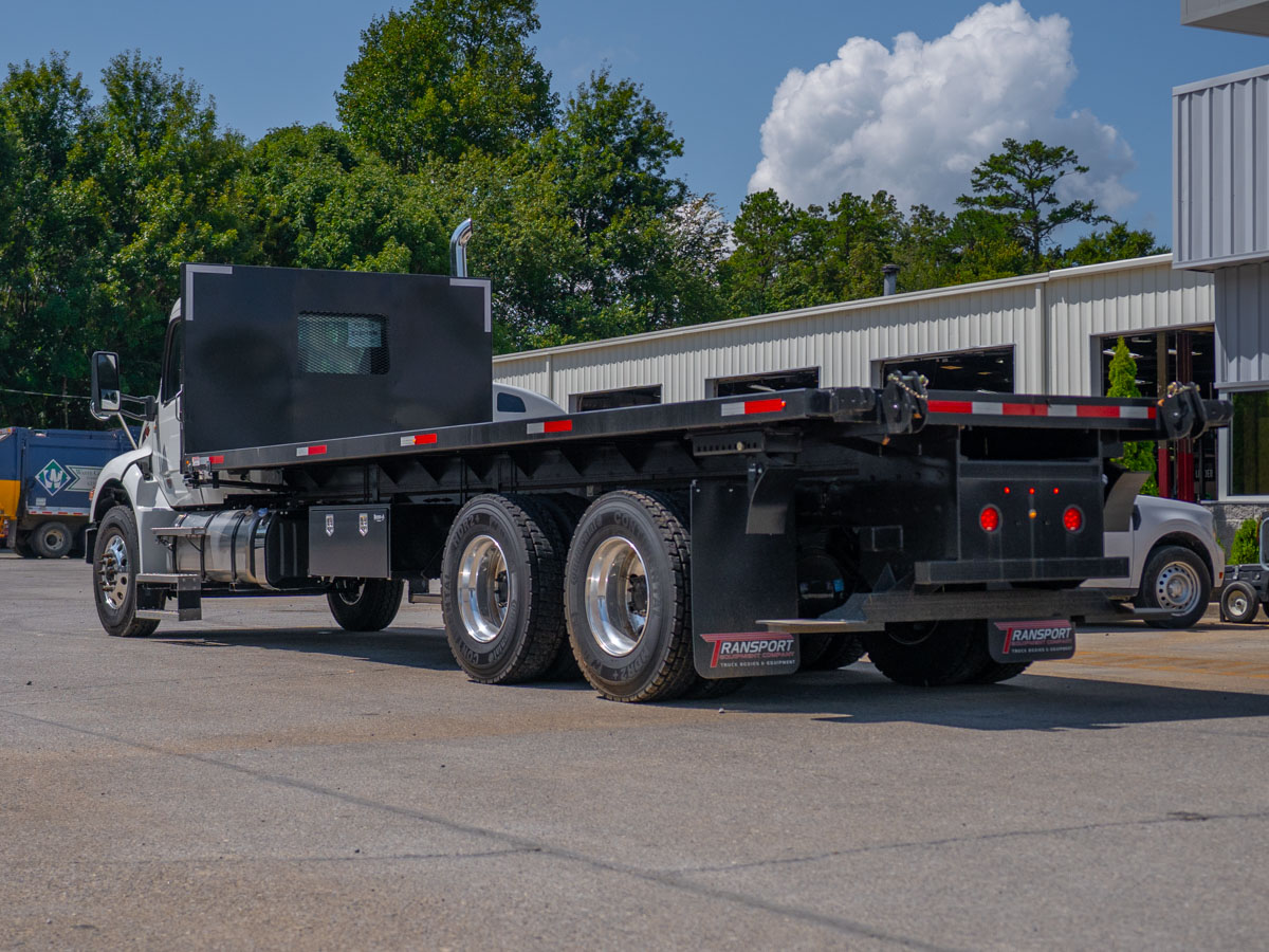 2026 Peterbilt 548 in Ringgold, GA — photo 4