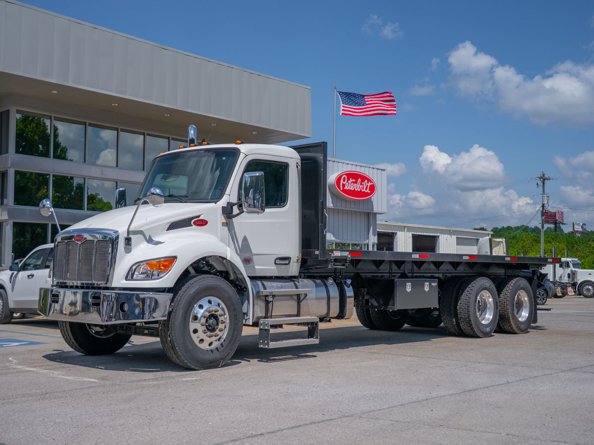 2026 Peterbilt 548