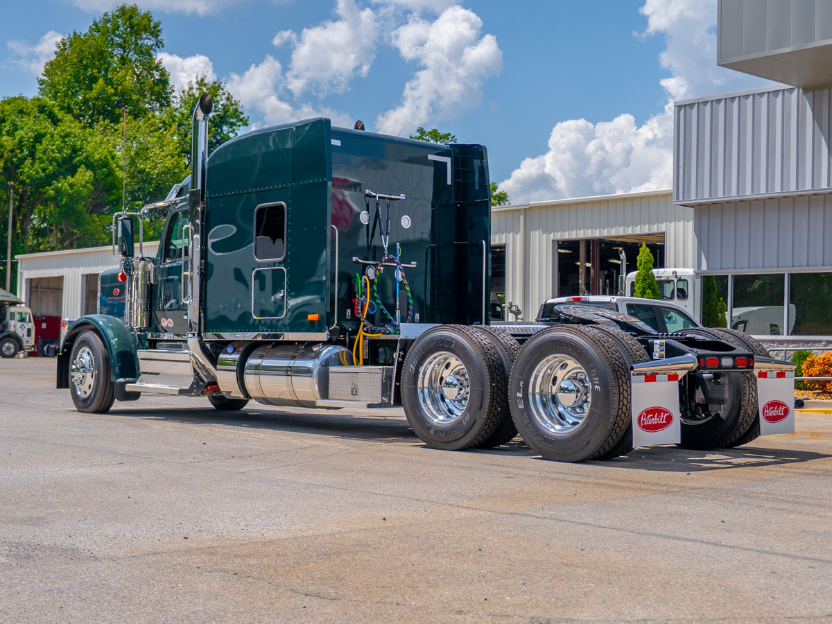 2027 Peterbilt 589 in Duncan, SC — photo 4