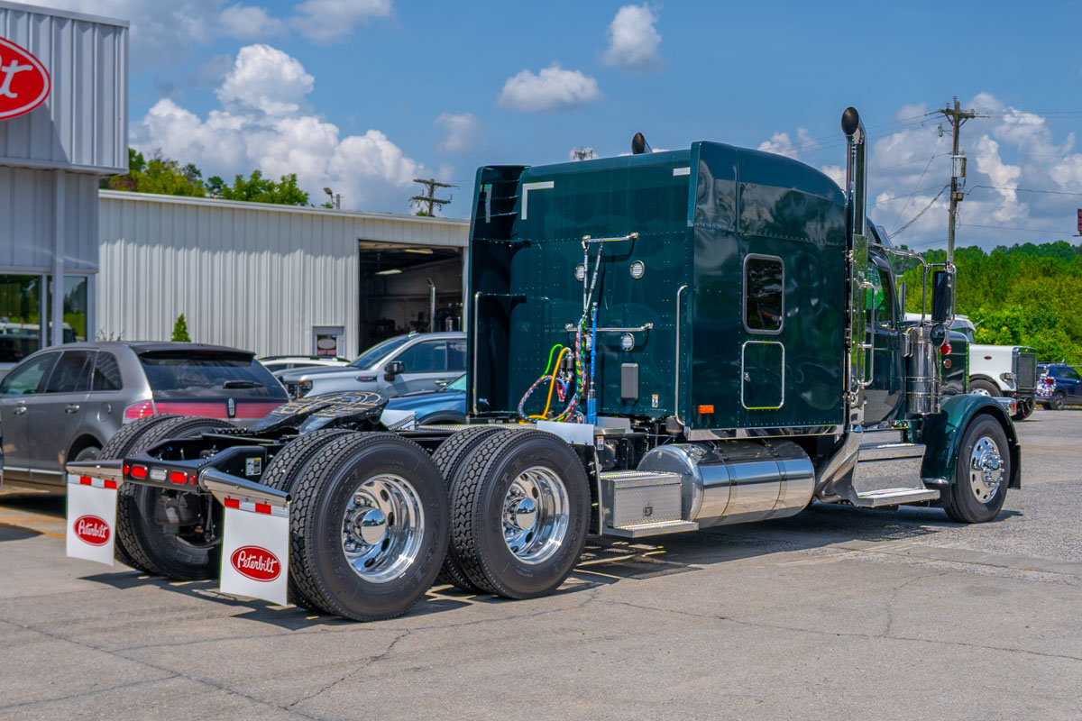 2027 Peterbilt 589 in Duncan, SC — photo 6