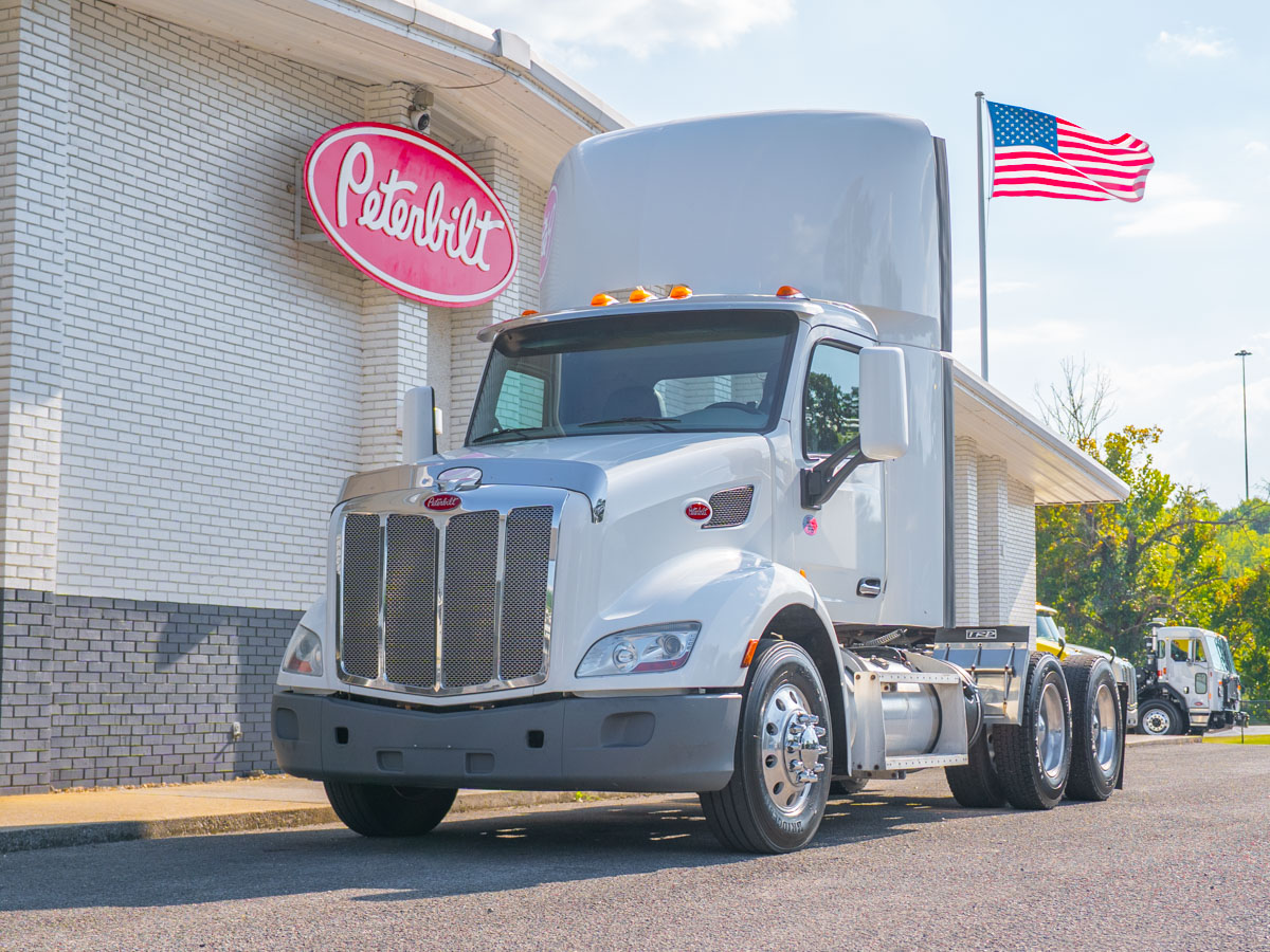 2020 Peterbilt 579