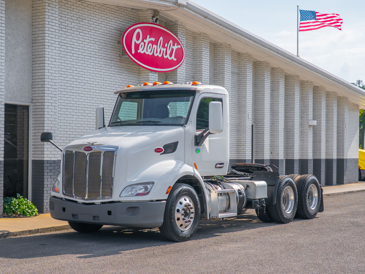 2021 Peterbilt 579