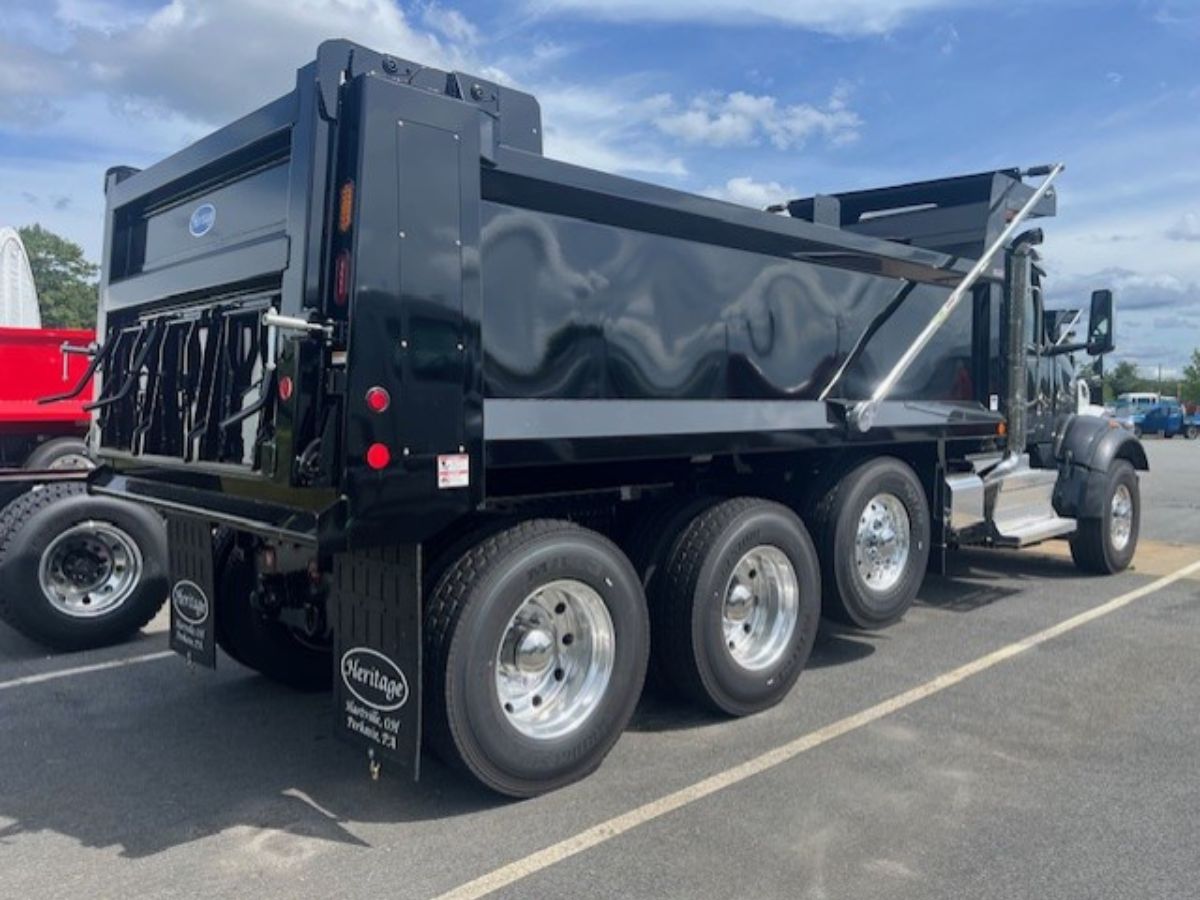 2027 Peterbilt 567