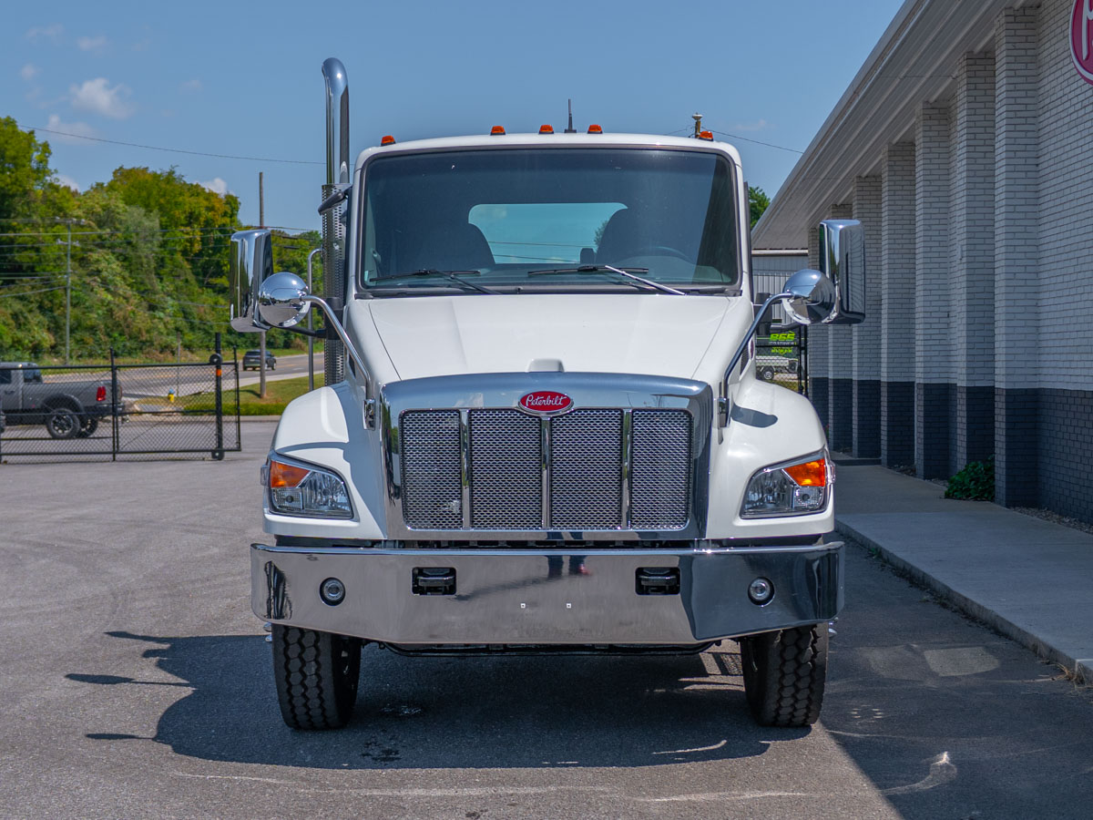 2027 Peterbilt 548