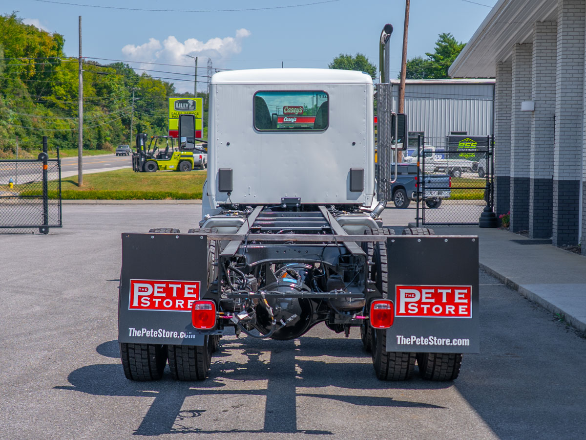 2027 Peterbilt 548 in Knoxville, TN — photo 5