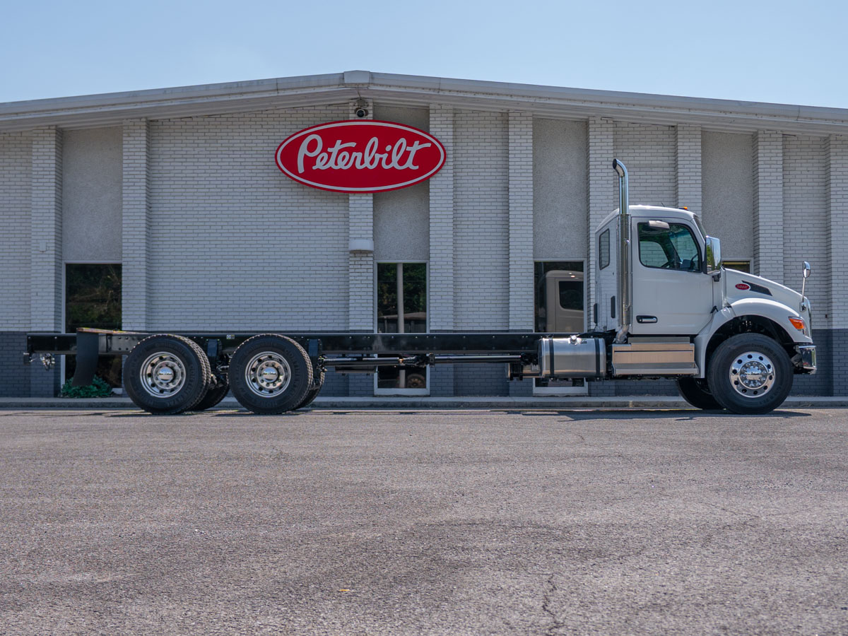 2027 Peterbilt 548 in Knoxville, TN — photo 7