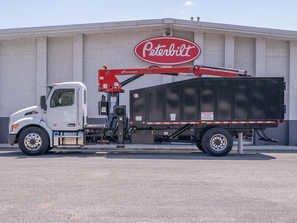 2025 Peterbilt 537 in Knoxville, TN — photo 3