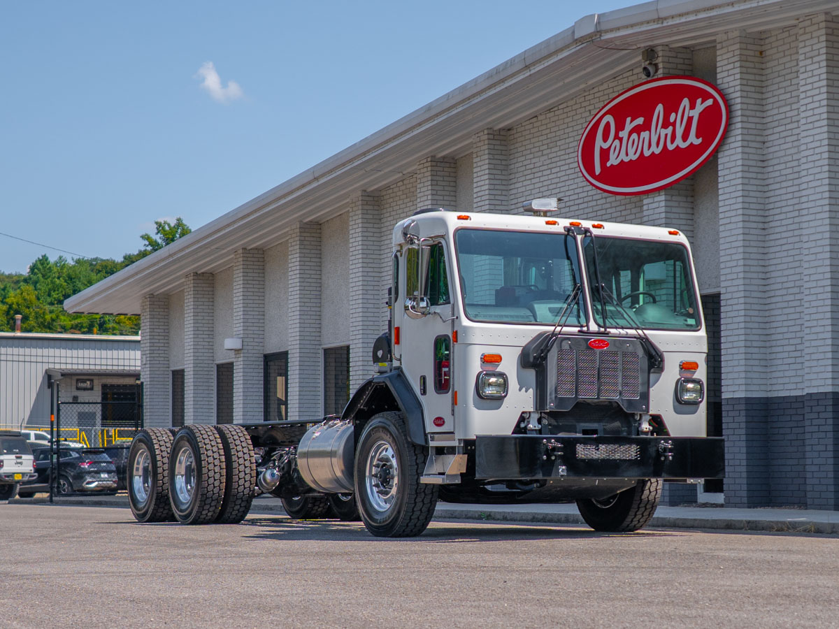 2026 Peterbilt 520 in Knoxville, TN — photo 8
