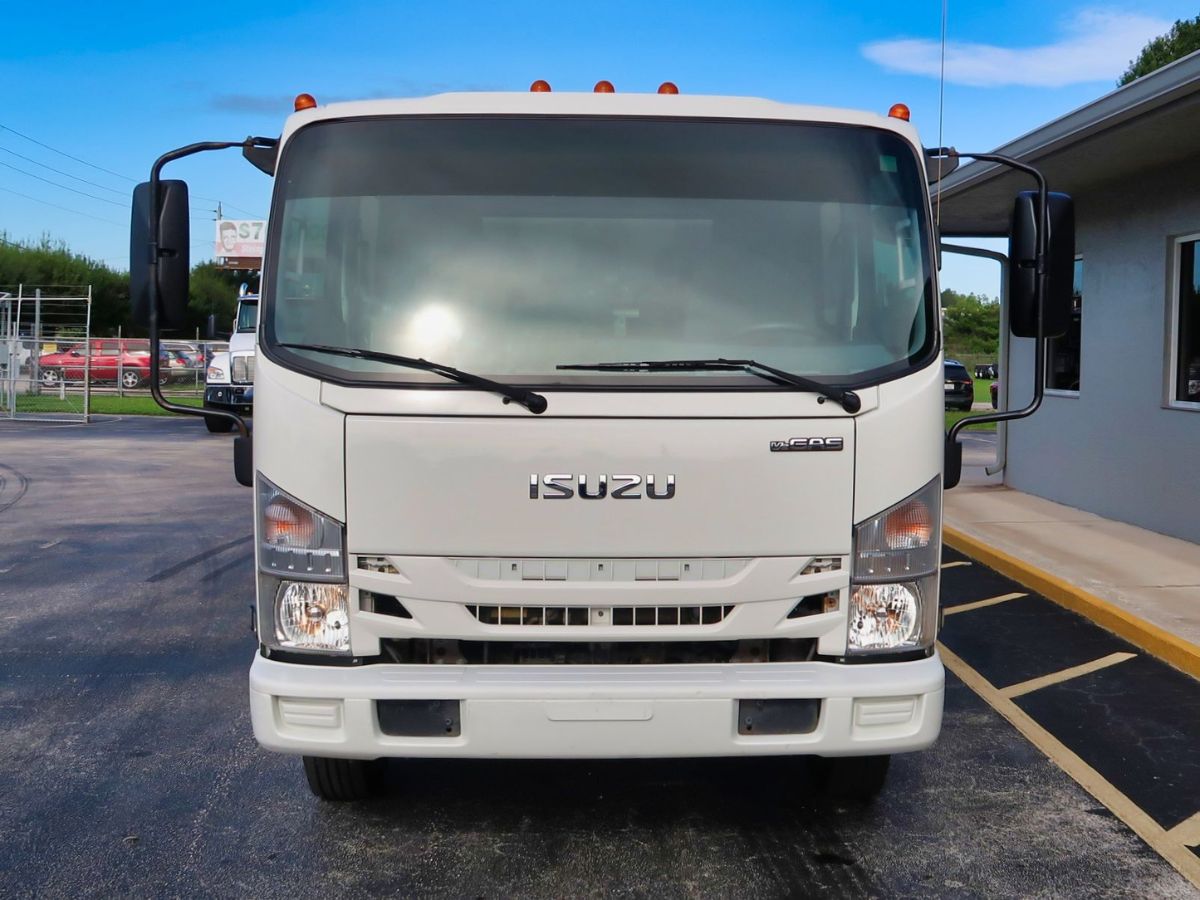 2019 Isuzu NPR in Fort Pierce, FL — photo 6