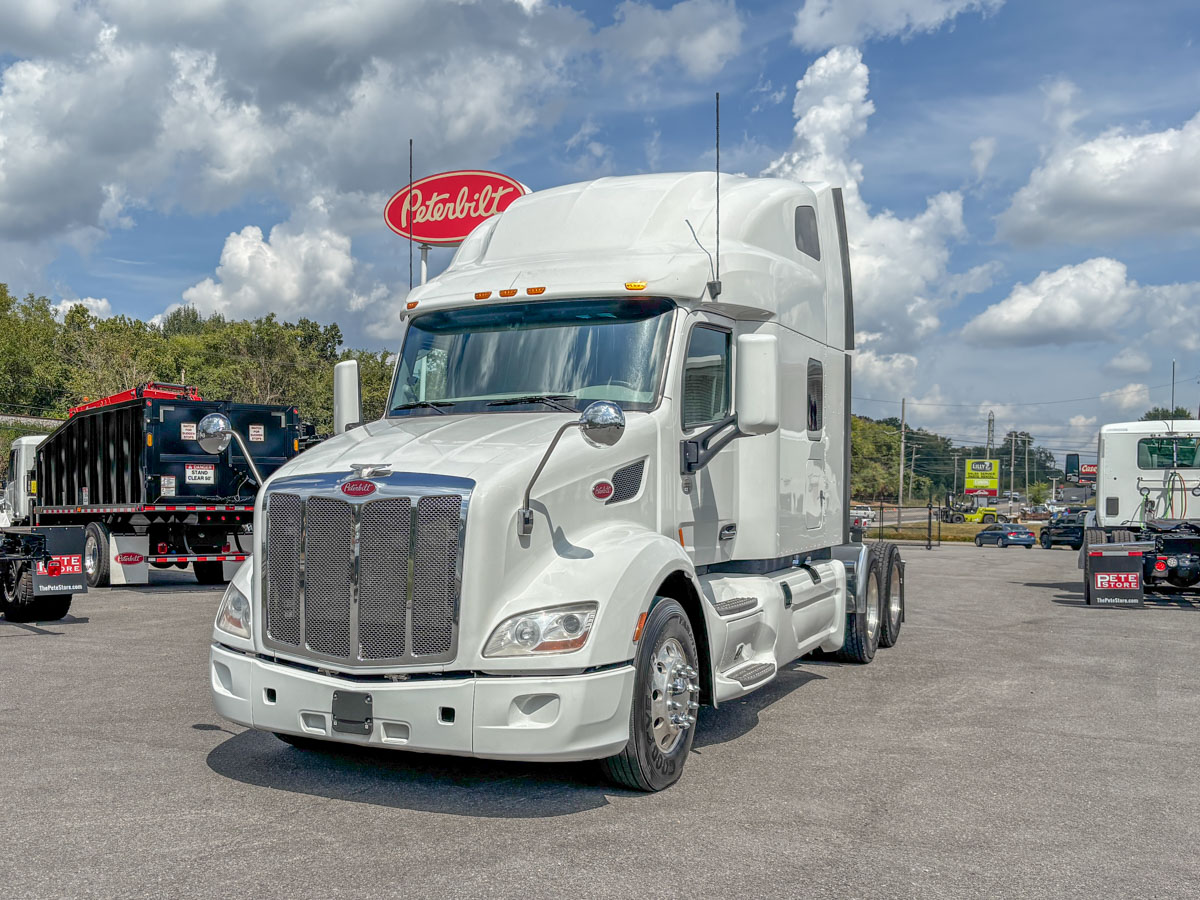 2021 Peterbilt 579