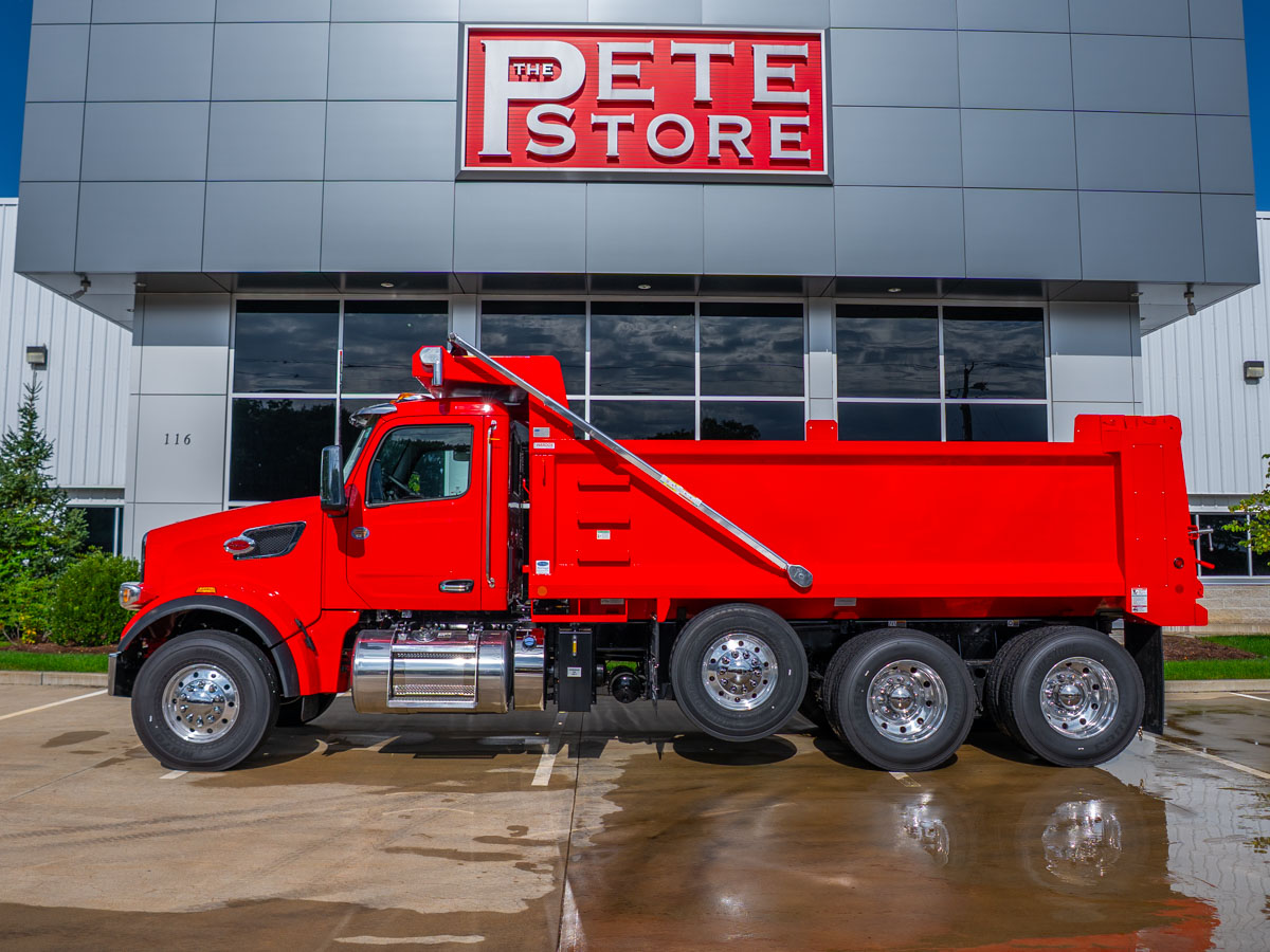 2027 Peterbilt 567 in Plainville, MA — photo 3