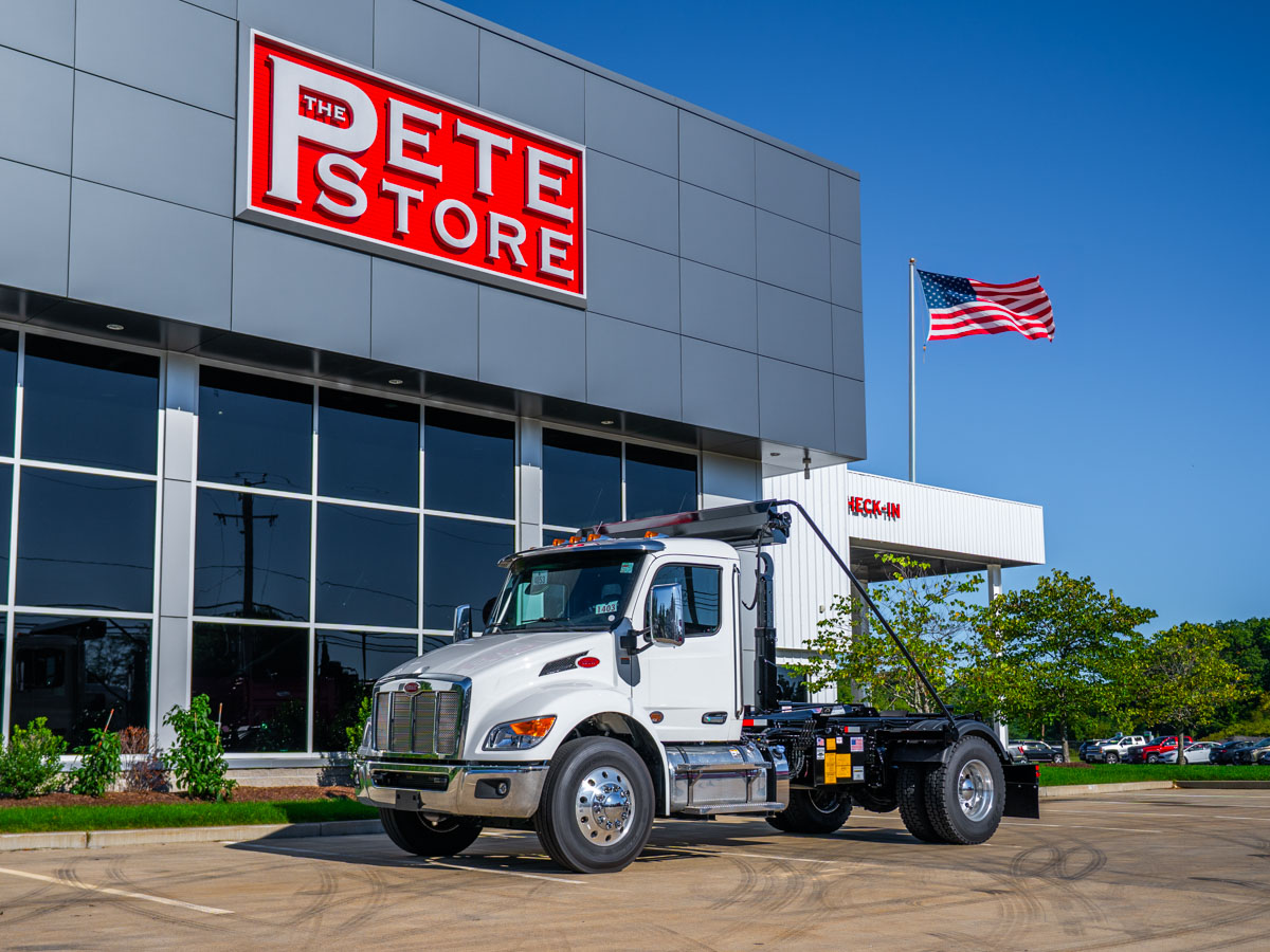2027 Peterbilt 536