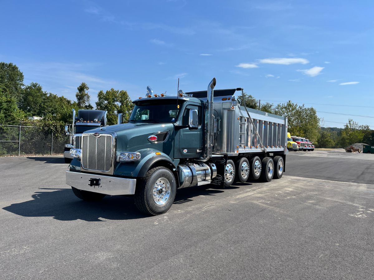 2027 Peterbilt 567
