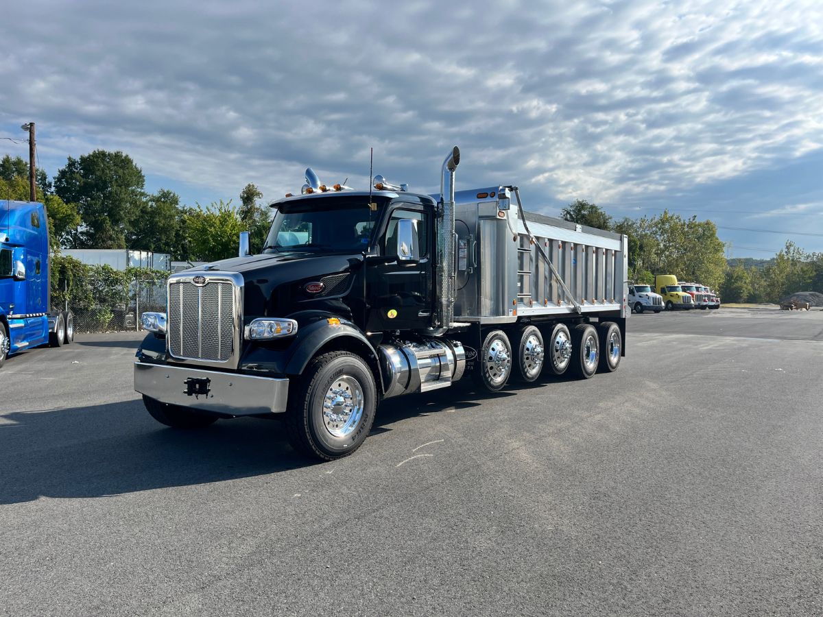 2027 Peterbilt 567
