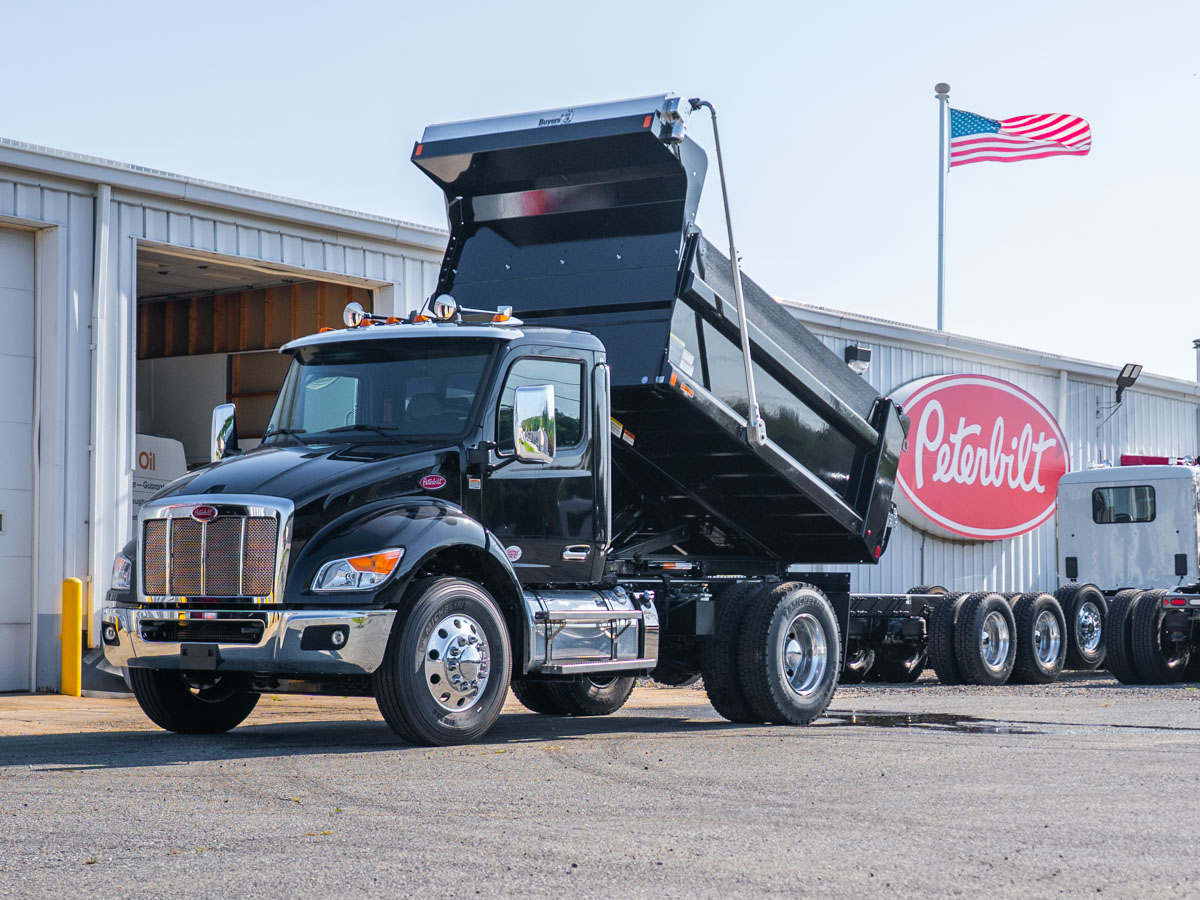 2025 Peterbilt 536