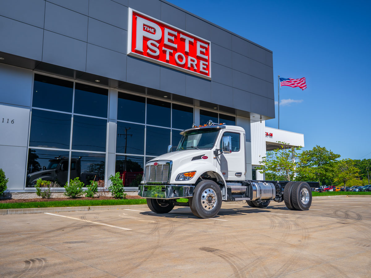 2026 Peterbilt 537