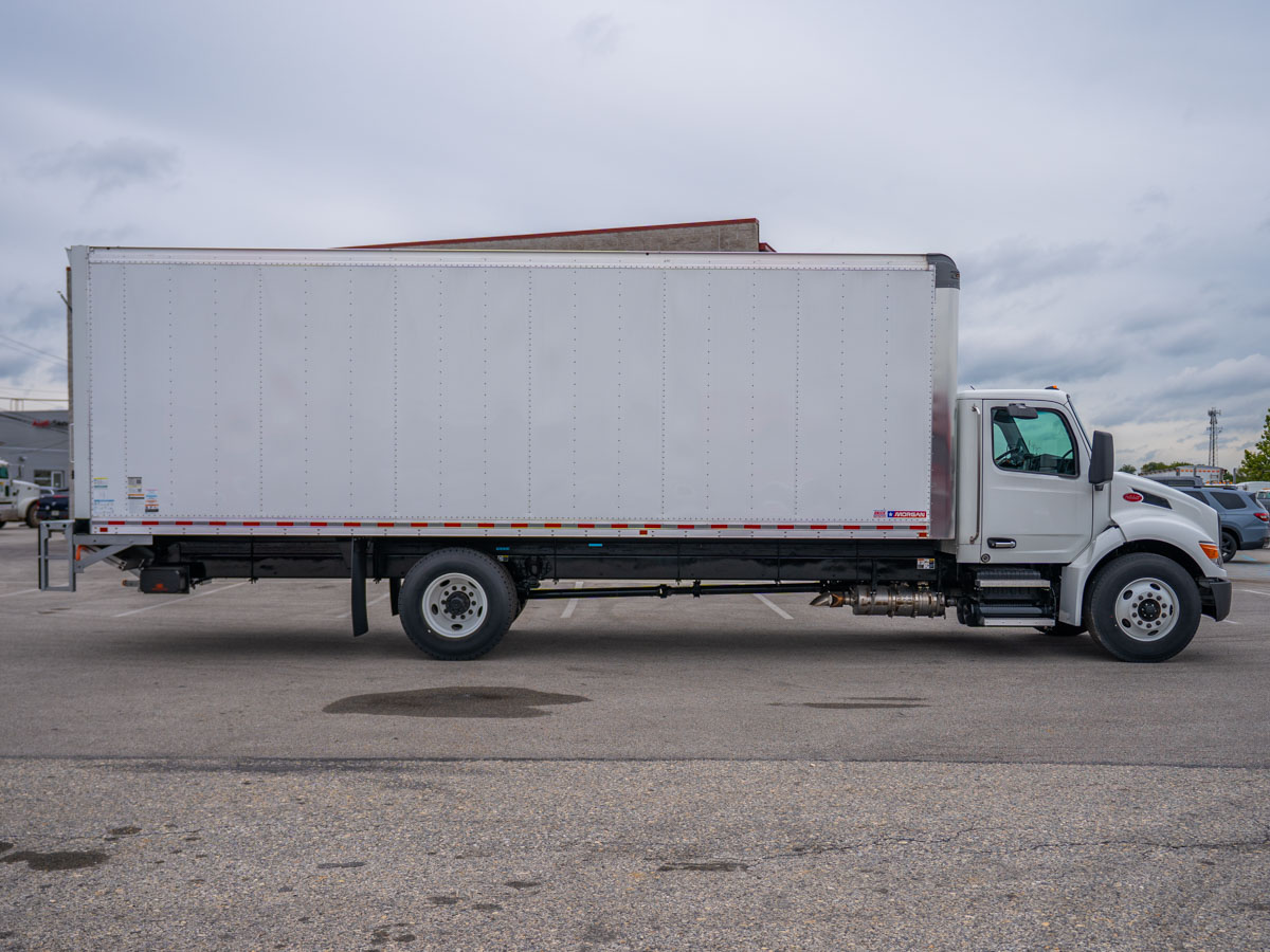 2026 Peterbilt 536 — photo 8