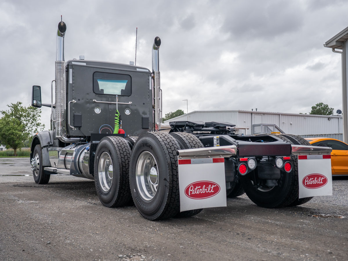 2027 Peterbilt 567 in Seaford, DE — photo 5