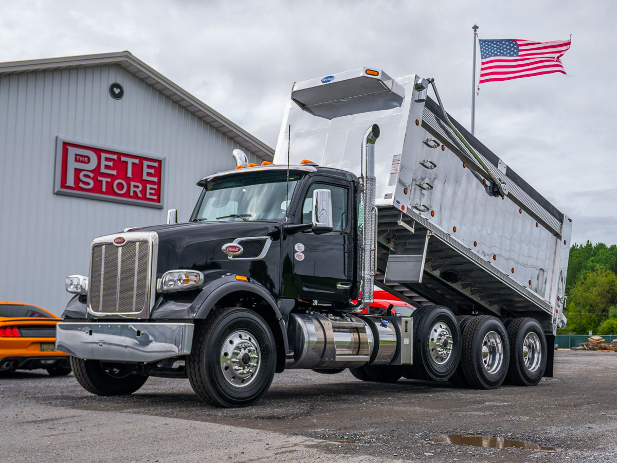 2027 Peterbilt 567