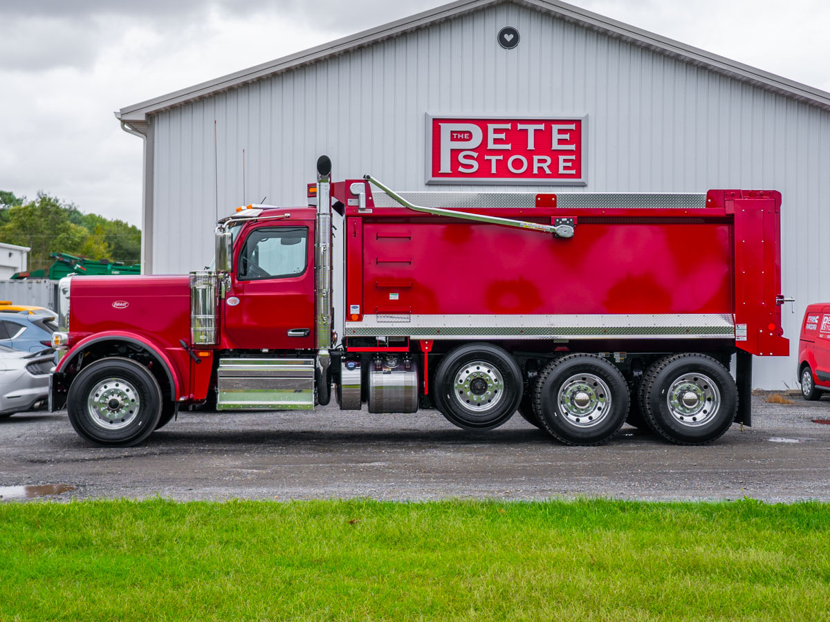 2027 Peterbilt 589 in Seaford, DE — photo 3