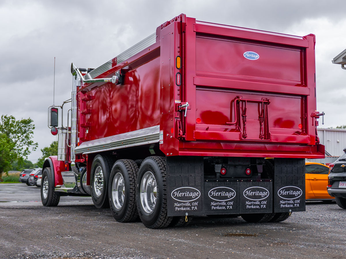 2027 Peterbilt 589 in Seaford, DE — photo 4