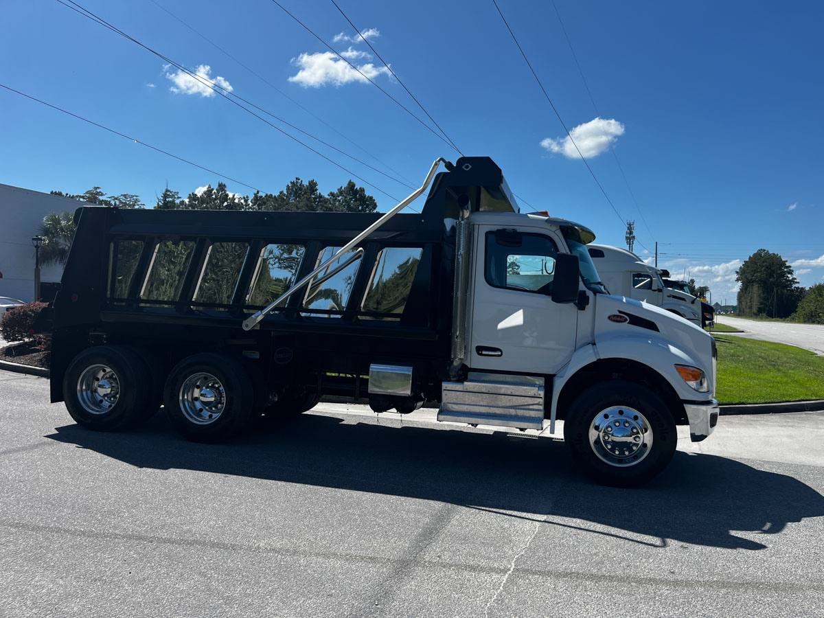 2025 Peterbilt 548 in Pooler, GA — photo 3