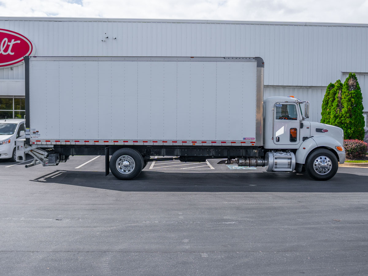 2020 Peterbilt 337 in Baltimore, MD — photo 8