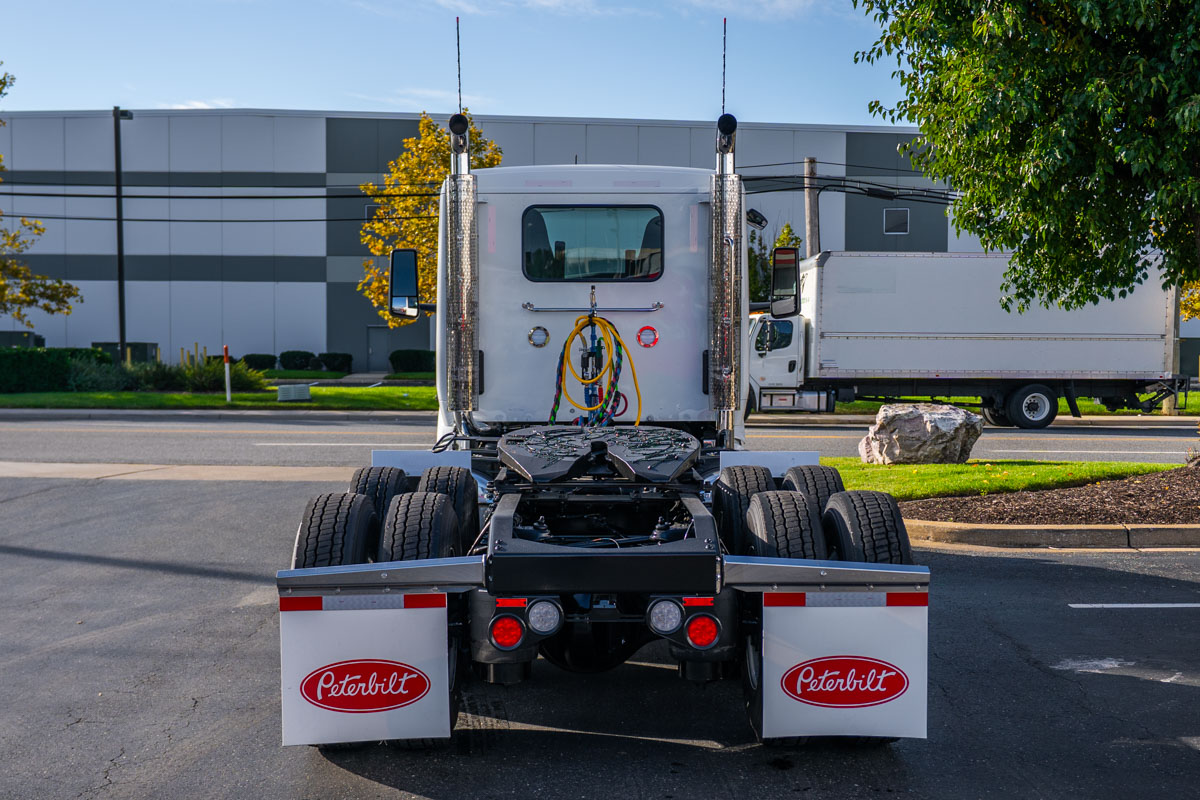 2027 Peterbilt 567 in Hagerstown, MD — photo 5