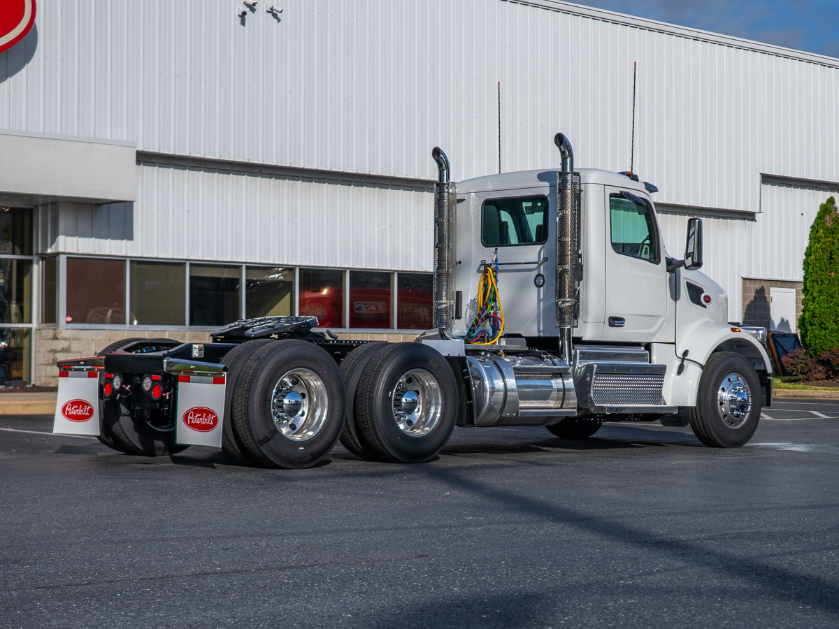 2027 Peterbilt 567 in Hagerstown, MD — photo 6