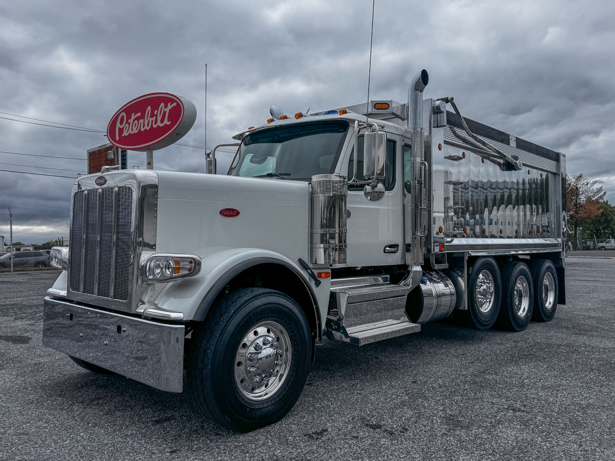 2027 Peterbilt 589