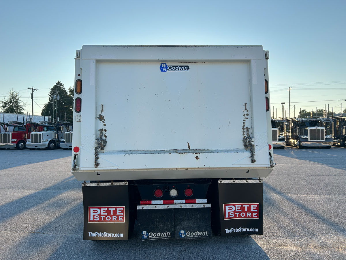 2025 Peterbilt 567 in Knoxville, TN — photo 5
