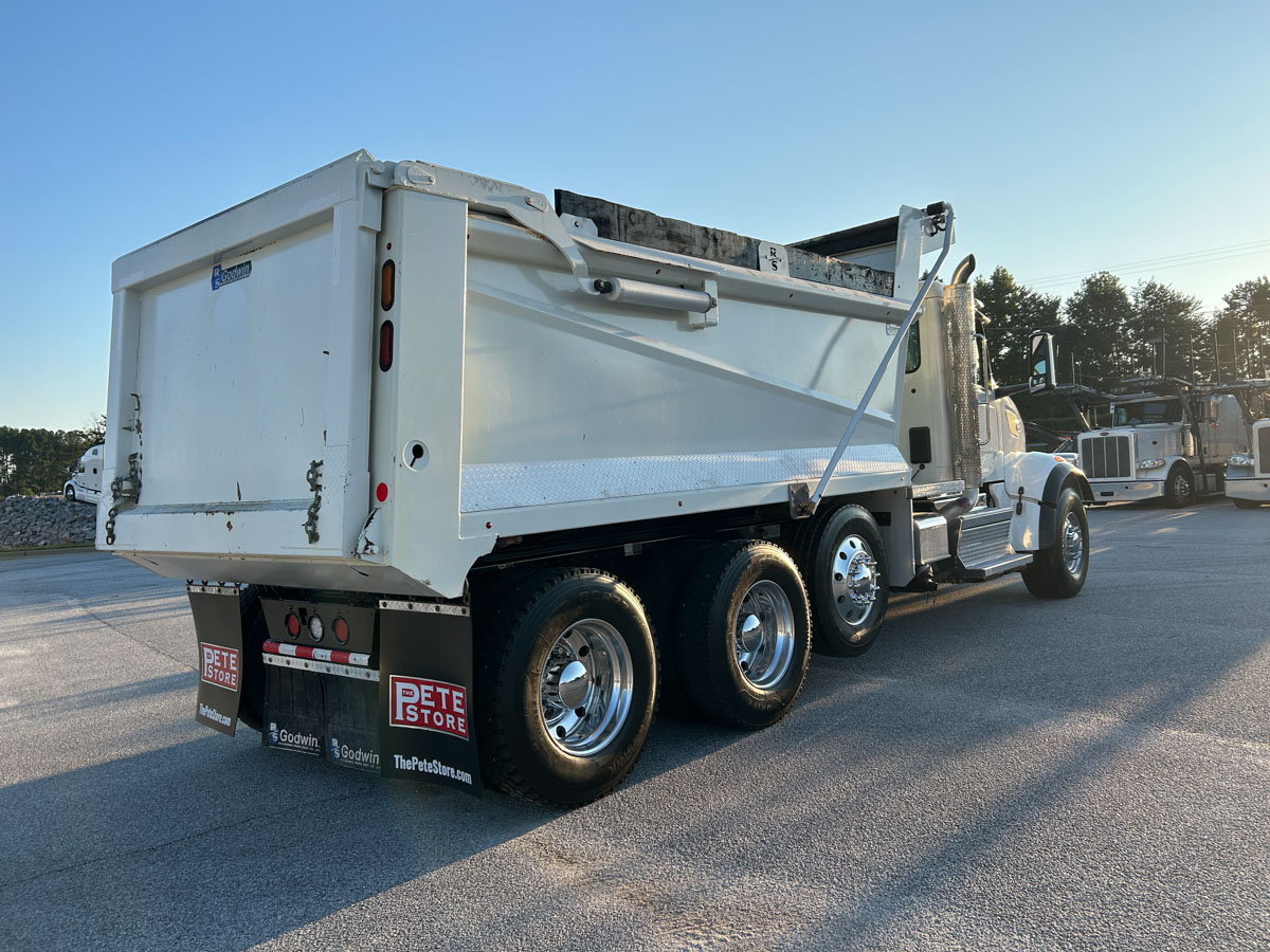 2025 Peterbilt 567 in Knoxville, TN — photo 6
