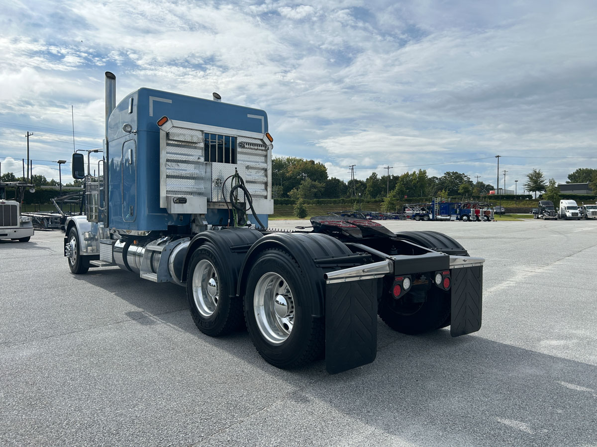 2022 Peterbilt 389 in Duncan, SC — photo 4