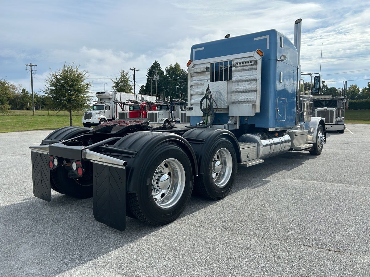 2022 Peterbilt 389 in Duncan, SC — photo 6