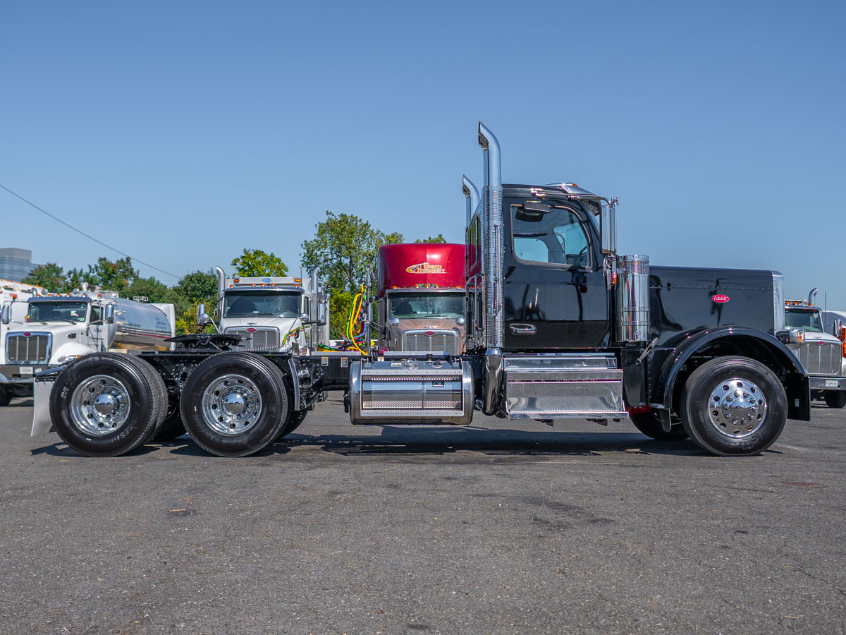 2027 Peterbilt 589 in Baltimore, MD — photo 7