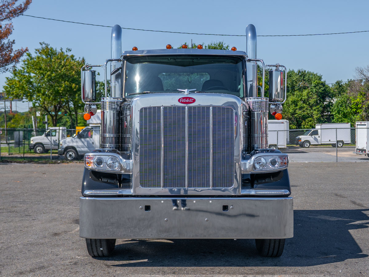 2027 Peterbilt 589 in Baltimore, MD — photo 8